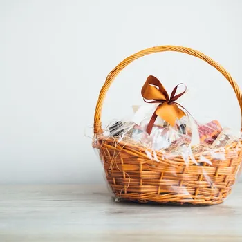 11 DIY Coffee Gift Basket Ideas (Fun & Affordable!)