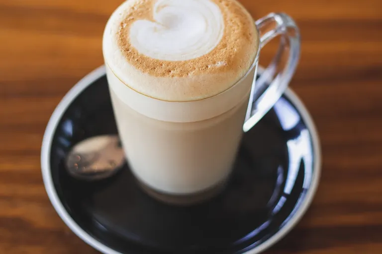 How to Make a Latte Without an Espresso Machine (Easy Recipe)