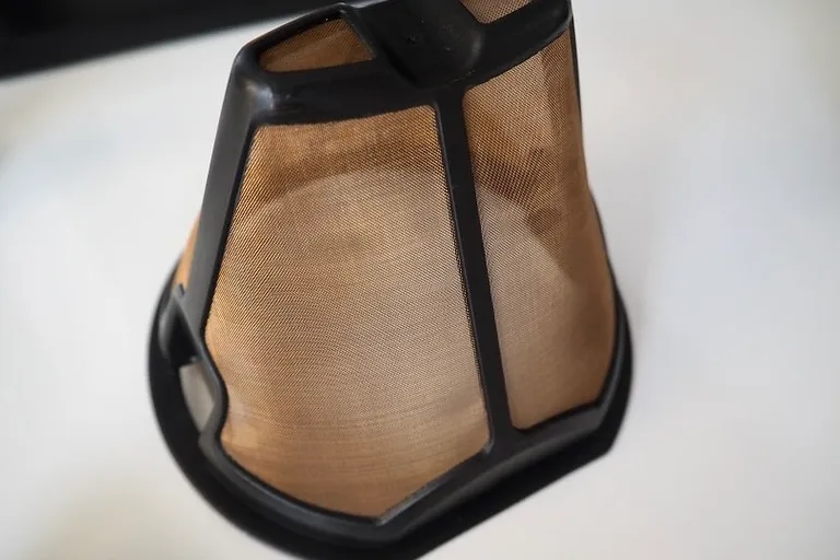 How to Use Permanent Coffee Filters (Simple Steps)