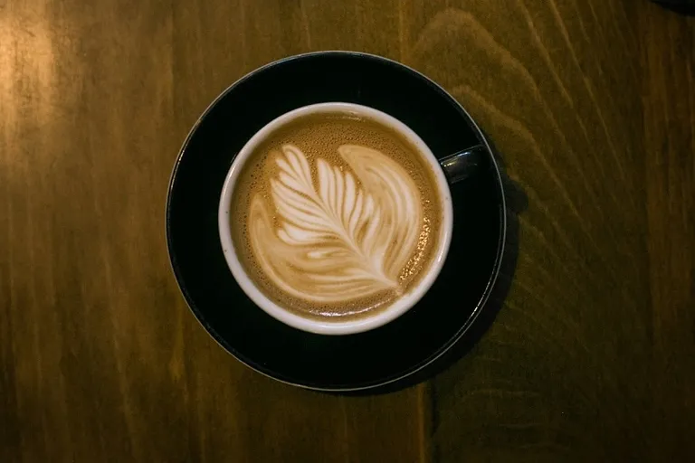 How Much Caffeine Is in a Flat White Coffee? 2026 Breakdown