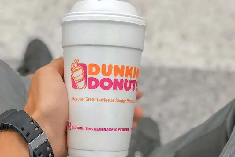 Dunkin' Donuts Coffee Guide: History , Caffeine Content & Best Drinks