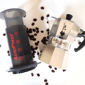 Moka Pot vs AeroPress 2026 Comparison: Which Should You Choose?