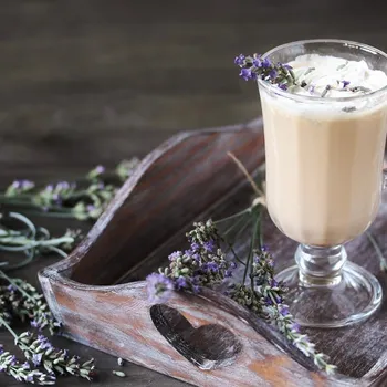 Sweet Lavender Latte (Easy Recipe & Pictures)
