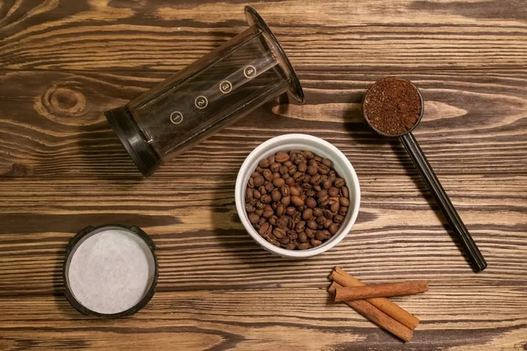 AeroPress Inverted Method (Recipe, Expert Tips & Pictures)