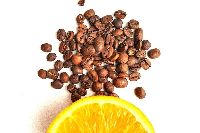 Is Coffee Acidic? PH & Acidity Facts & FAQ