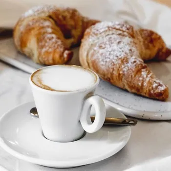 French Coffee Culture 101: Guide With Etiquette & Popular Drinks