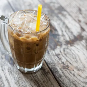 How to Make Thai Iced Coffee (Easy Recipe)