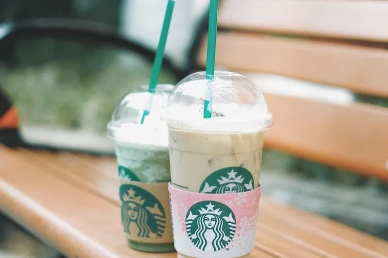 21 Best Starbucks Drinks of 2026: Ranked & Reviewed (With Pictures)