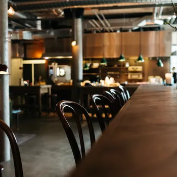 Are Quiet Coffee Shops Better? Fascinating New Research!