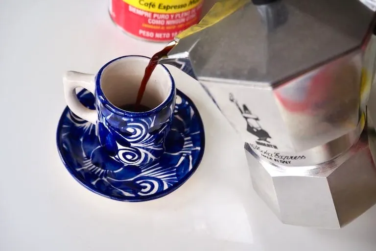 How to Use a Moka Pot: Step-by-Step Pictures & Recipe