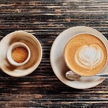 Easy Brown Sugar Latte Recipe (With Cinnamon!)