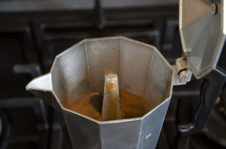 How to Clean a Moka Pot (Easiest & Safest Method)