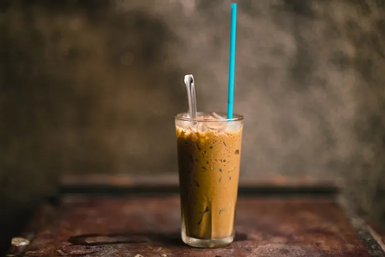 Delicious Iced Mocha Recipe (Easy Steps With Pictures)