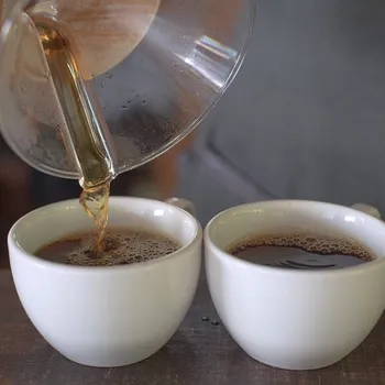 6 Delicious Hot & Cold Vegan Coffee Recipes