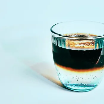 Easy Iced Coffee Lemonade Recipe (A Refreshing & Sweet Mix)