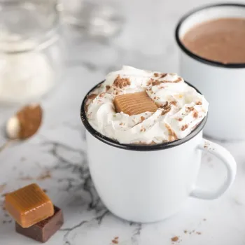 Salted Caramel Mocha Recipe (Starbucks Dupe)