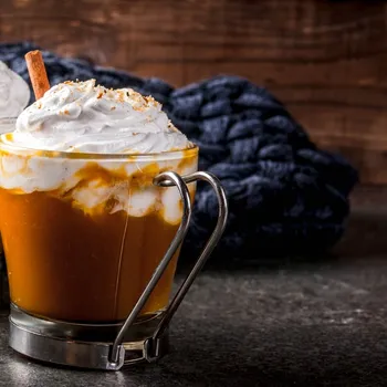 Spiced Rum and Coffee Cocktail Recipe (Cozy & Decadent)