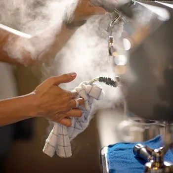 How to Clean Espresso Machines (4 Simple Steps)