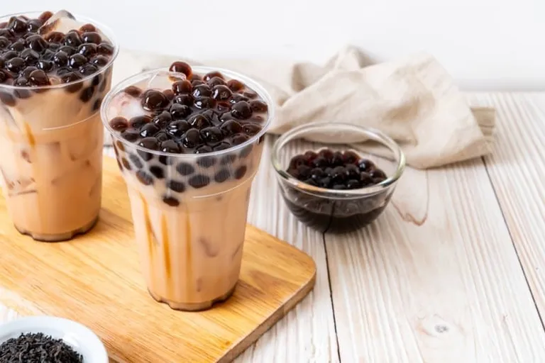 Simple Iced Boba Latte Recipe (Quick & Tasty!)