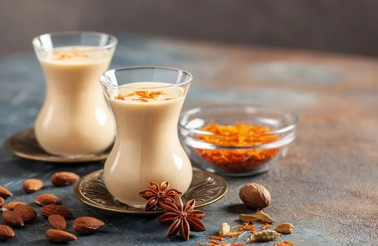 Saffron Coffee Recipe (Spiced & Decadent)