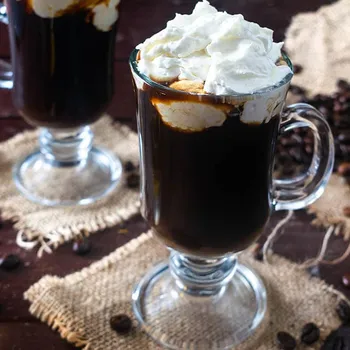 10 Delicious After-Dinner Coffee Drinks (With Recipes)