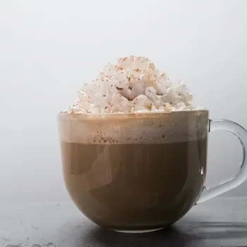 Heavy Whipping Cream in Coffee (Recipe & Tips)