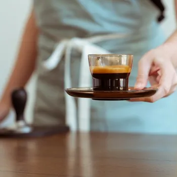Does Coffee Help You Lose Weight? Effects on Metabolism & Appetite