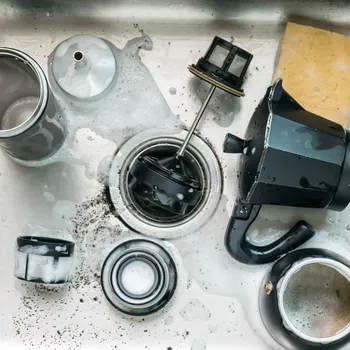 How to Clean a Coffee Maker With Bleach (Easy Steps)