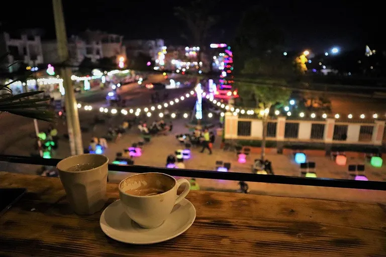 Why Do People Drink Coffee After Dinner? 6 Common Reasons