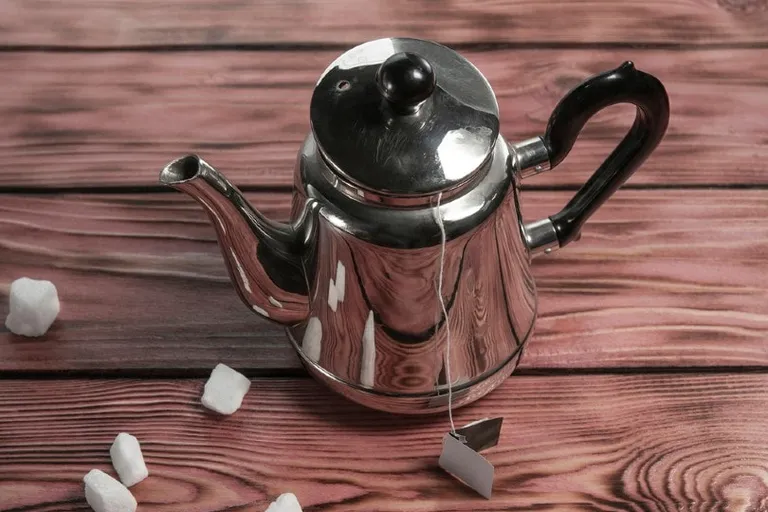 How to Clean & Remove Stains From a Stainless Steel Coffee Pot