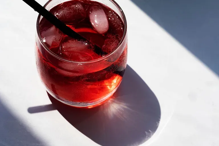 Homemade Very Berry Hibiscus Lemonade: Recipe & Variations