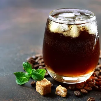 7 Delicious Iced Coffee Cocktail Recipes (With Pictures)