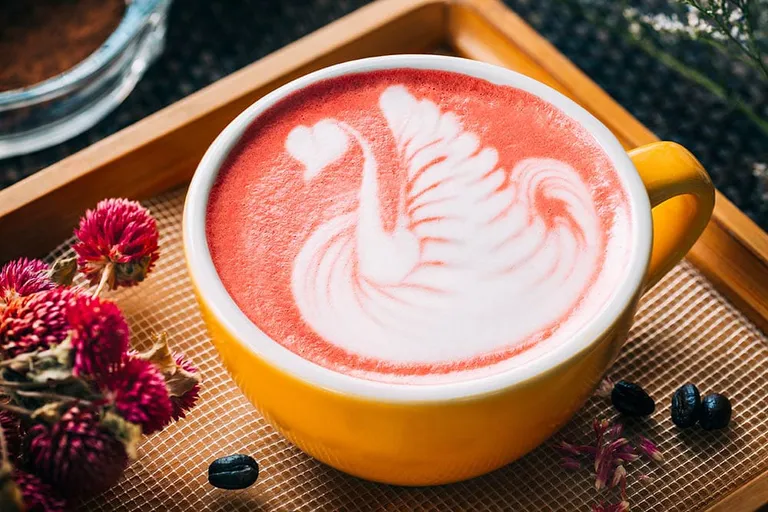 Delicious Red Velvet Latte Recipe (Stunning & Delicious)