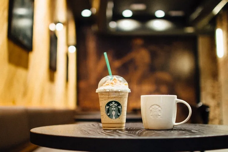 10 Best Espresso Drinks at Starbucks: Drinks You'll Love!