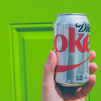 How Much Caffeine Is In Diet Coke? 2026 Breakdown