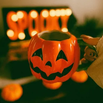 6 Scary Good Halloween Coffee Recipes (With Pictures)