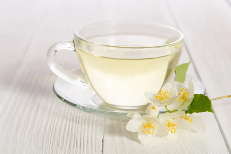 How Much Caffeine is in White Tea? 2026 Breakdown