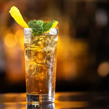How Much Caffeine is in Iced Tea? Surprising Facts!