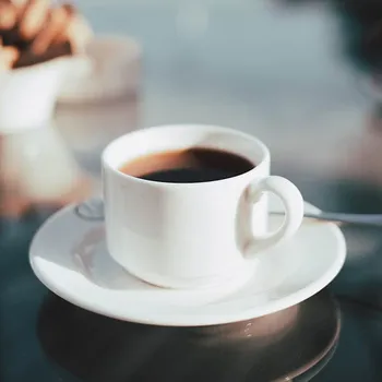 How Much Caffeine Is in Coffee Bean & Tea Leaf Drinks? Surprising Facts
