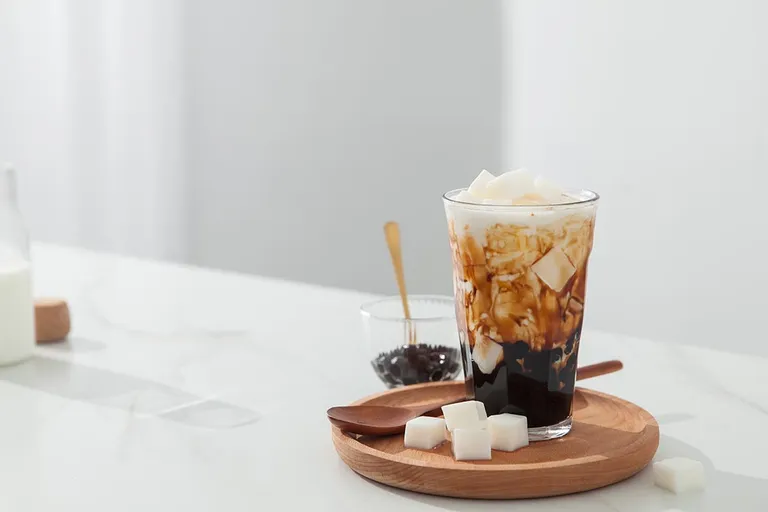 How to Make Coconut Milk Tea at Home: Tasty Recipe