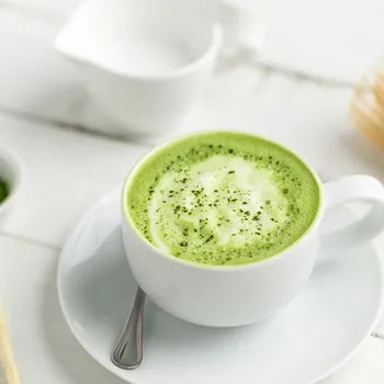 Healthy Matcha Collagen Latte Recipe: 4 Simple Steps