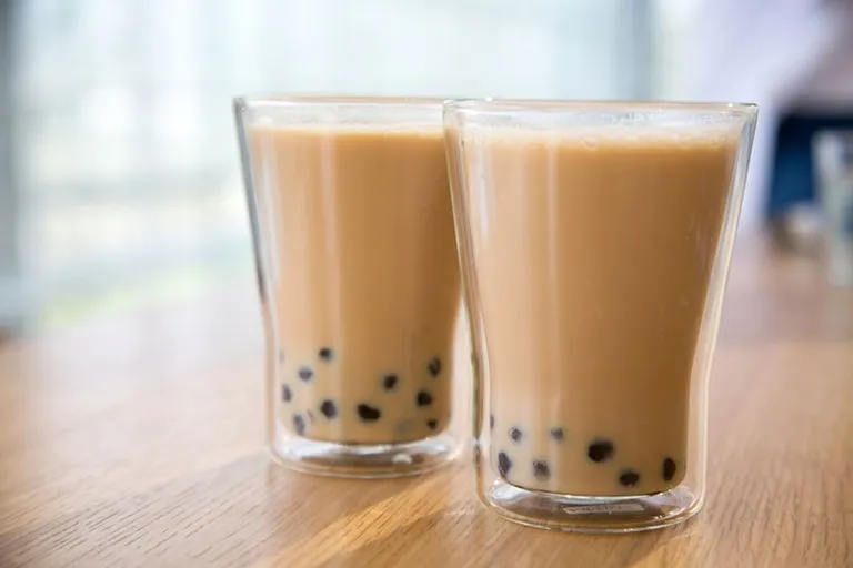 How to Make Peach Milk Tea at Home: The Simple Recipe