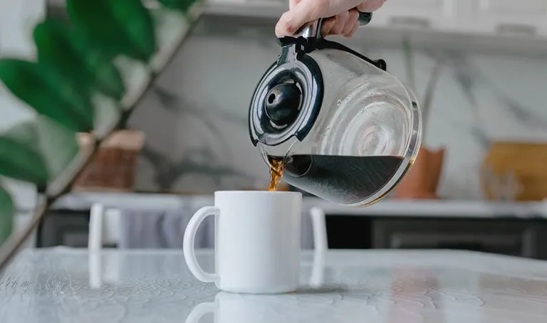 How Much Caffeine Is in Brewed Coffee? Facts By Brewing Method