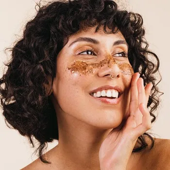 Coffee Grounds Under Eyes: Should You Try It?