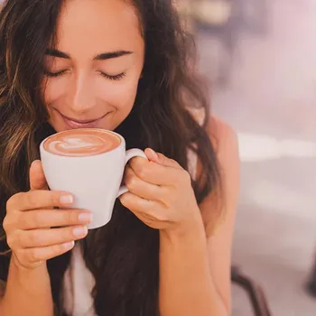 Does Caffeine Affect Women More Than Men? Health Facts & Gender Differences