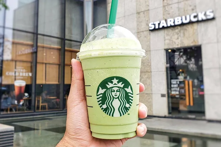 9 Best Matcha Drinks at Starbucks in 2026: Ranked & Reviewed