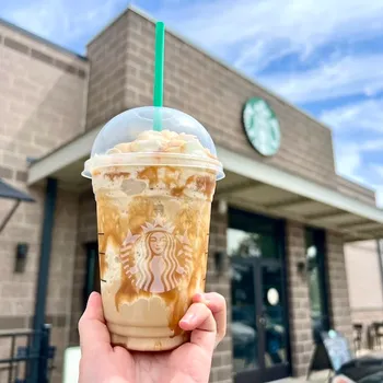 What's on the Starbucks Secret Menu? 10 Great Drinks