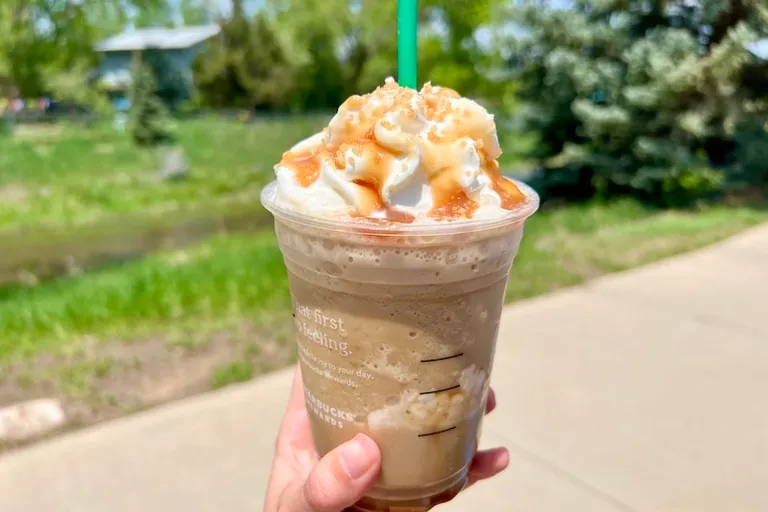 Do Frappuccinos Have Coffee? How to Tell & What to Order