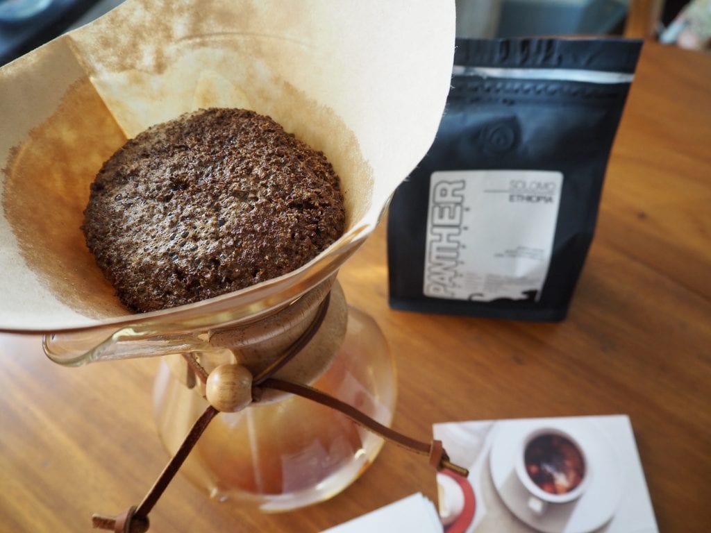 coffee bloom Chemex