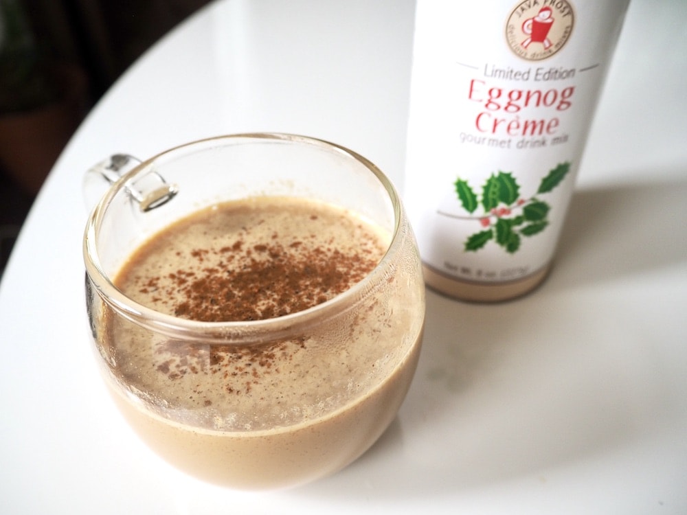 nutmeg and cinnamon on eggnog latte